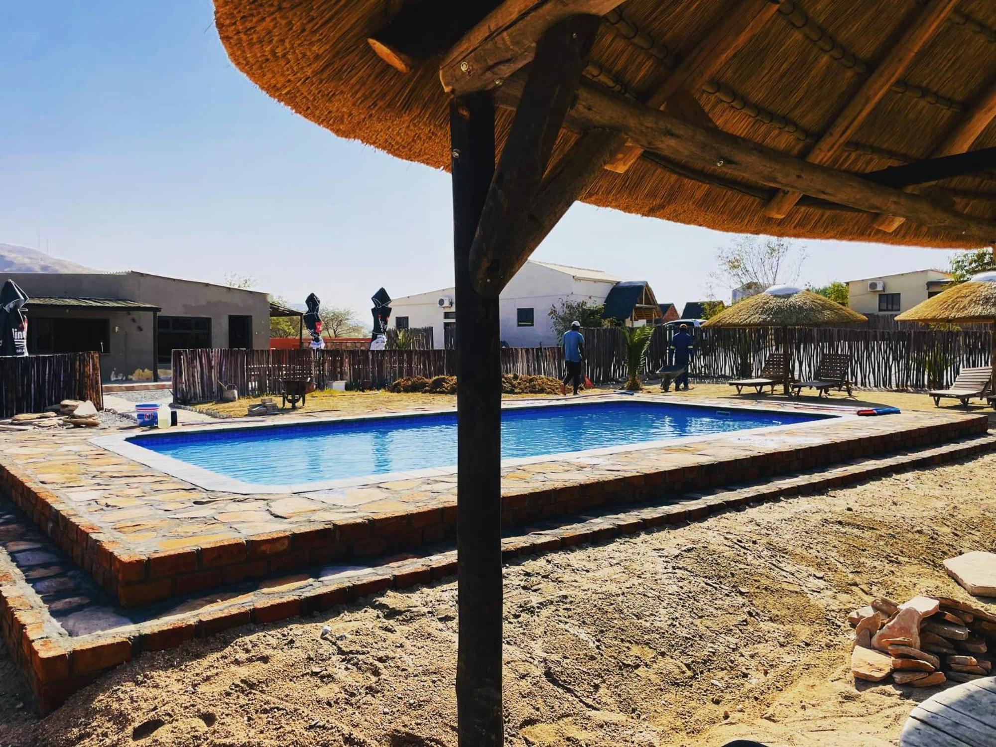 Issa Guesthouse Usakos ภายนอก รูปภาพ
